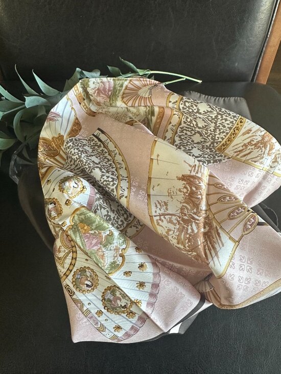 CARLISLE Accessories - CARLISLE 100% Silk Pink & Brown Hand-Fan Motif Twill Technique 33" Scarf ITALY